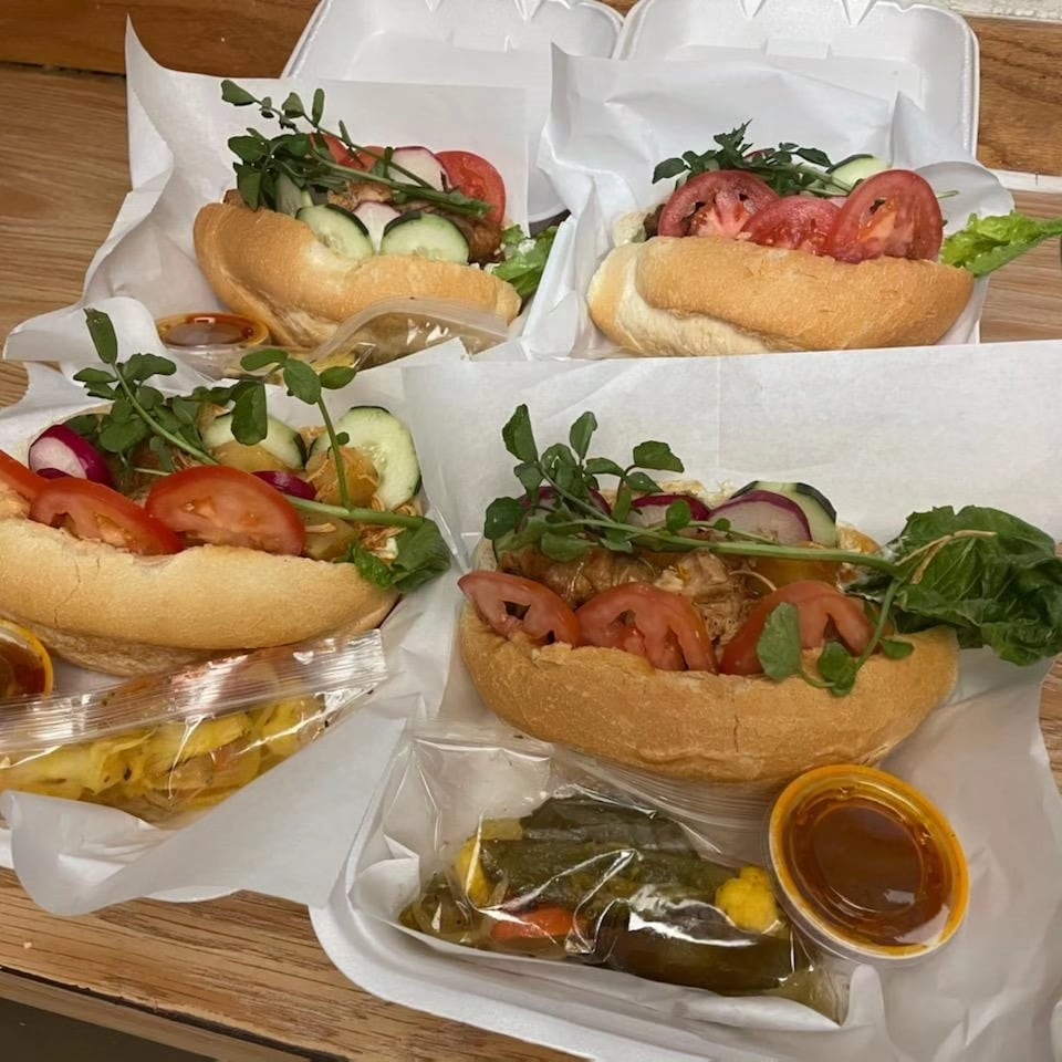 Antojitos Salvadoreños