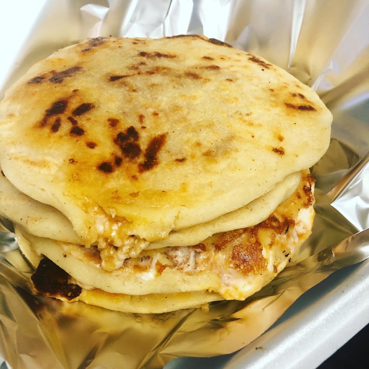 Antojitos Salvadoreños