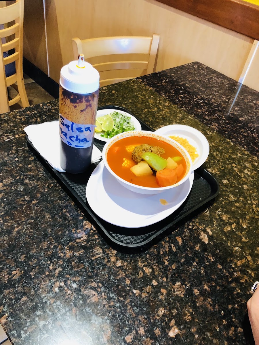 Antojitos Salvadoreños