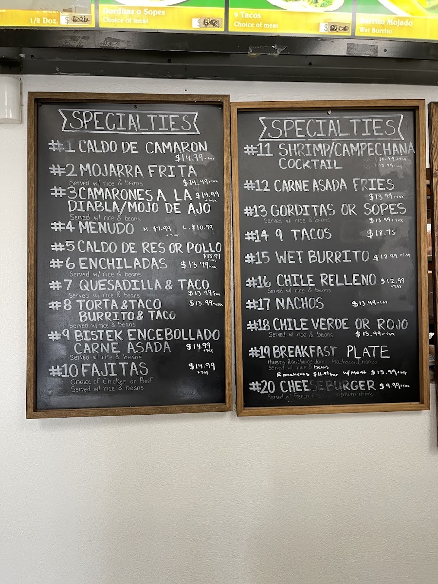 Clasico Tacos menu board