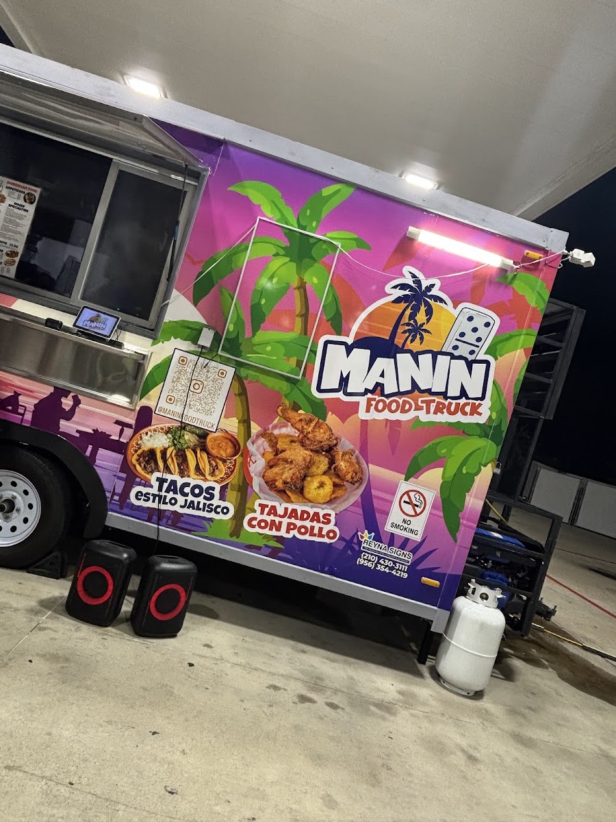 Manin Food Truck menu board