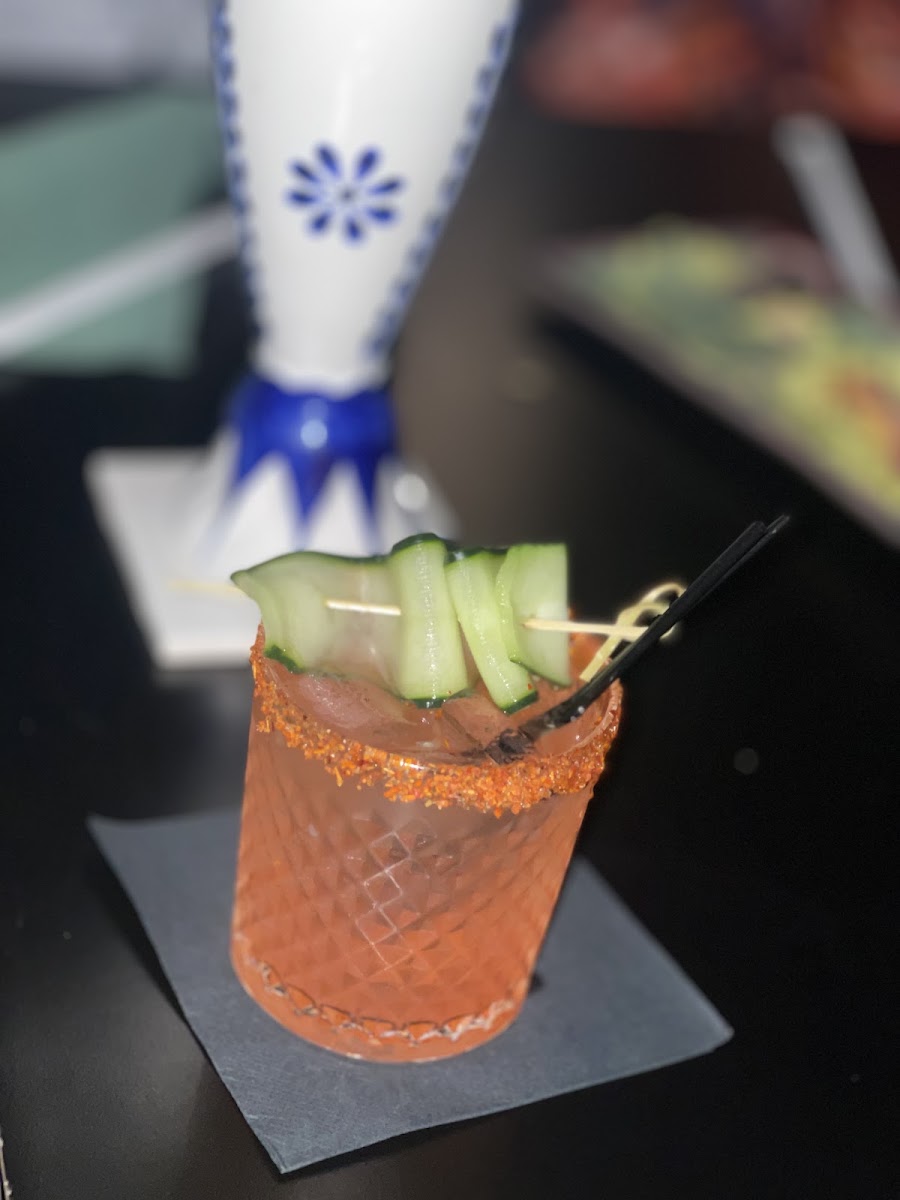 On The Rocks Kitchen & Lounge