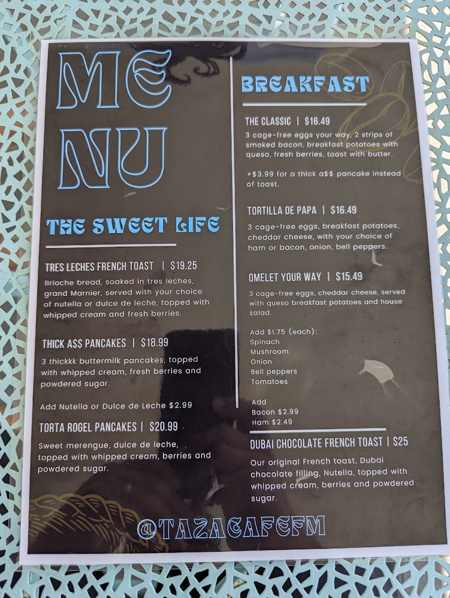 Taza cafe menu board