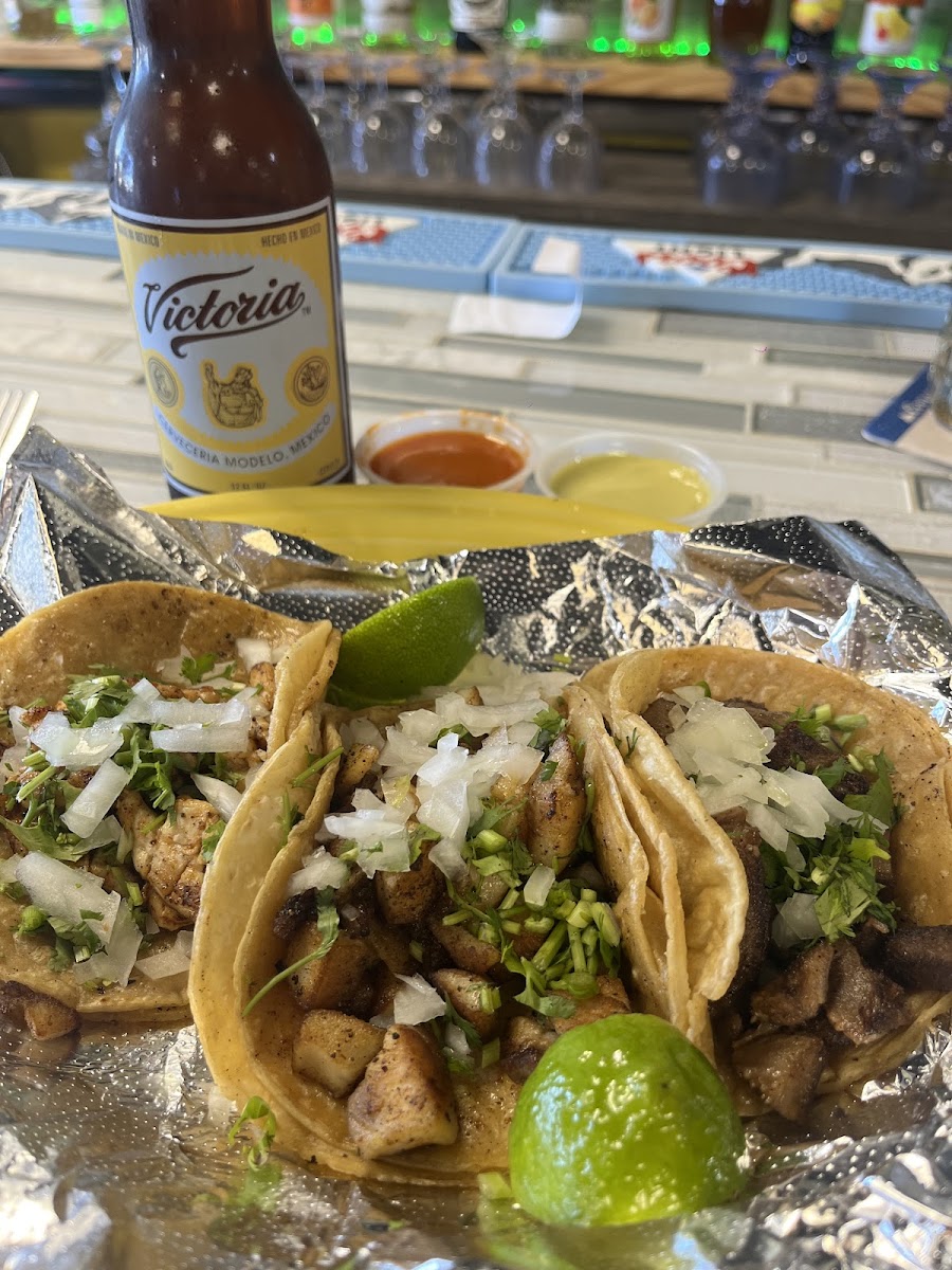 El Molcajete Mexican Cuisine east