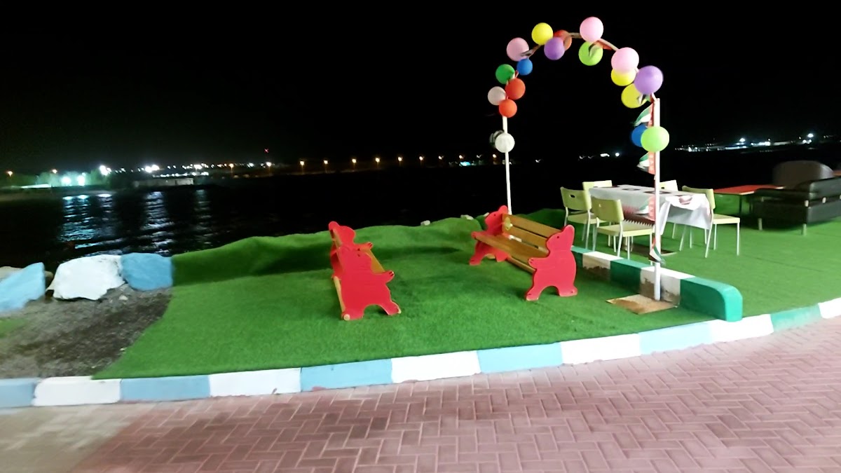 Arak Cafe & Restaurant