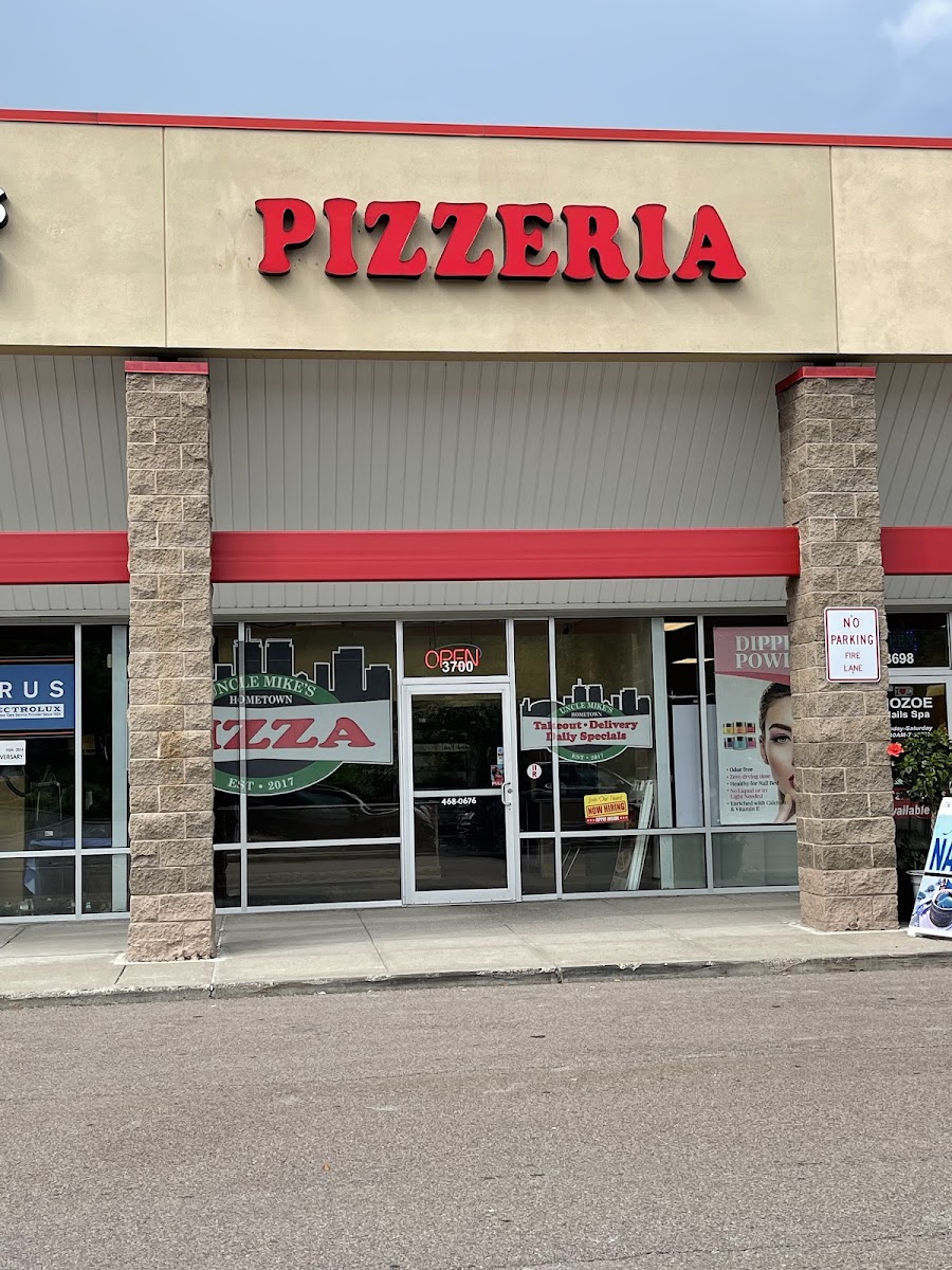 Uncle Mike's Hometown Pizza