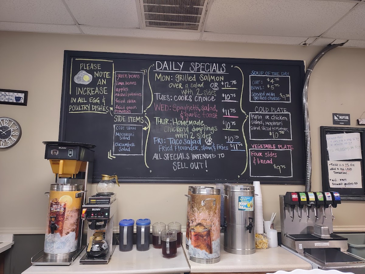 Nana's Kitchen - Tryon, NC menu board