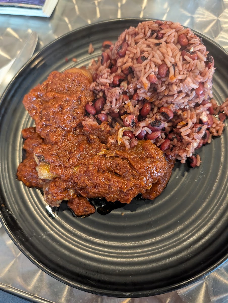 Ginnie’s Cafe and African Bistro