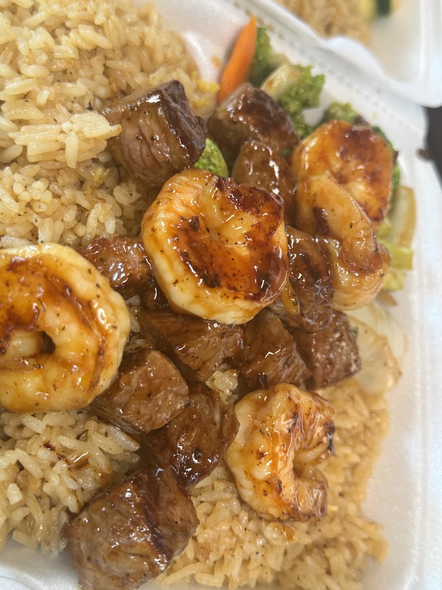 Saki Sushi & Hibachi