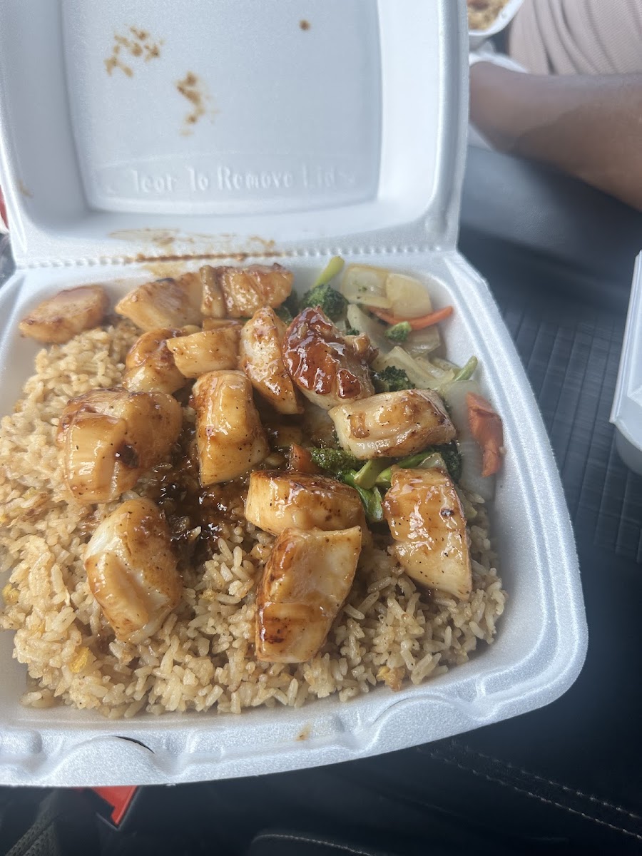 Saki Sushi & Hibachi