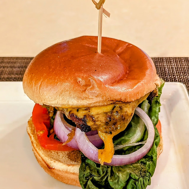 Angus Burger with Cheese