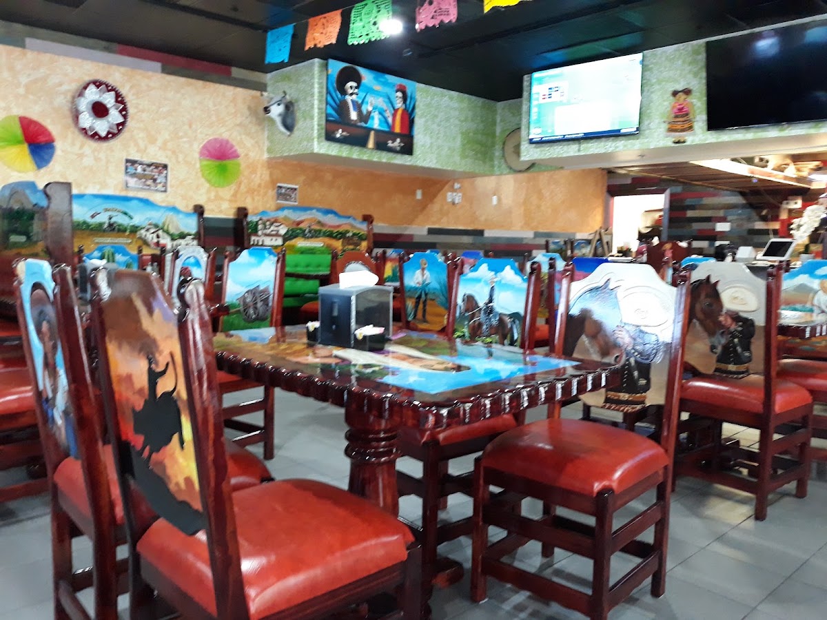 El Rodeo Mexican & Salvadorian Restaurant