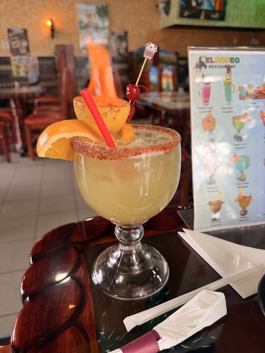 El Rodeo Mexican & Salvadorian Restaurant