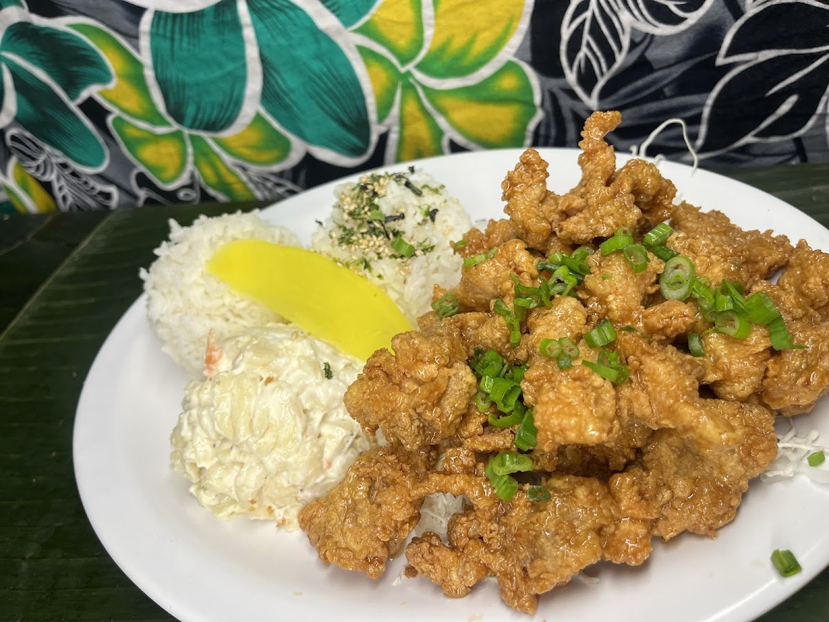 Surfin Aloha : Hawaiian Style Food
