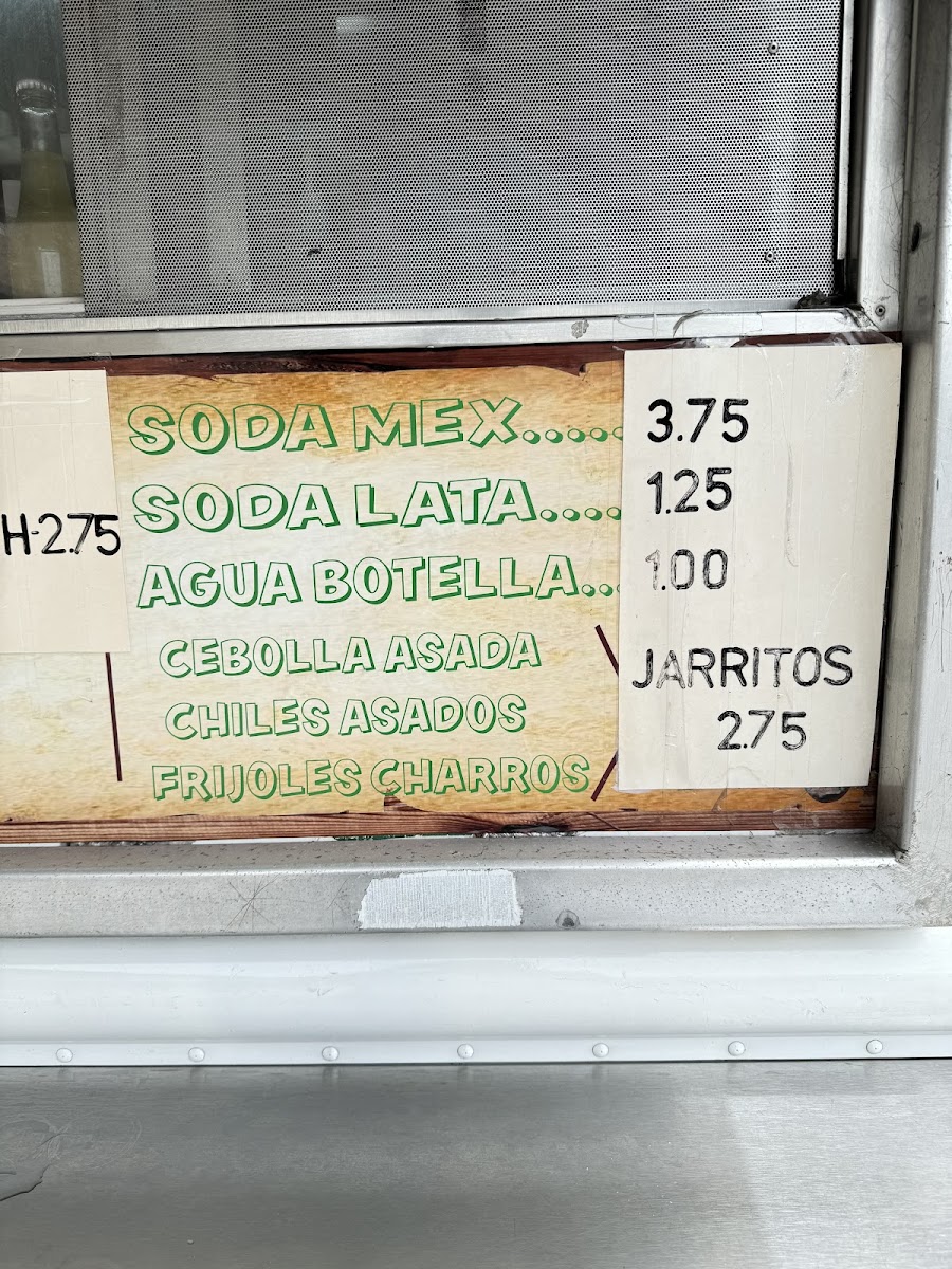 Taqueria El Serranito menu board