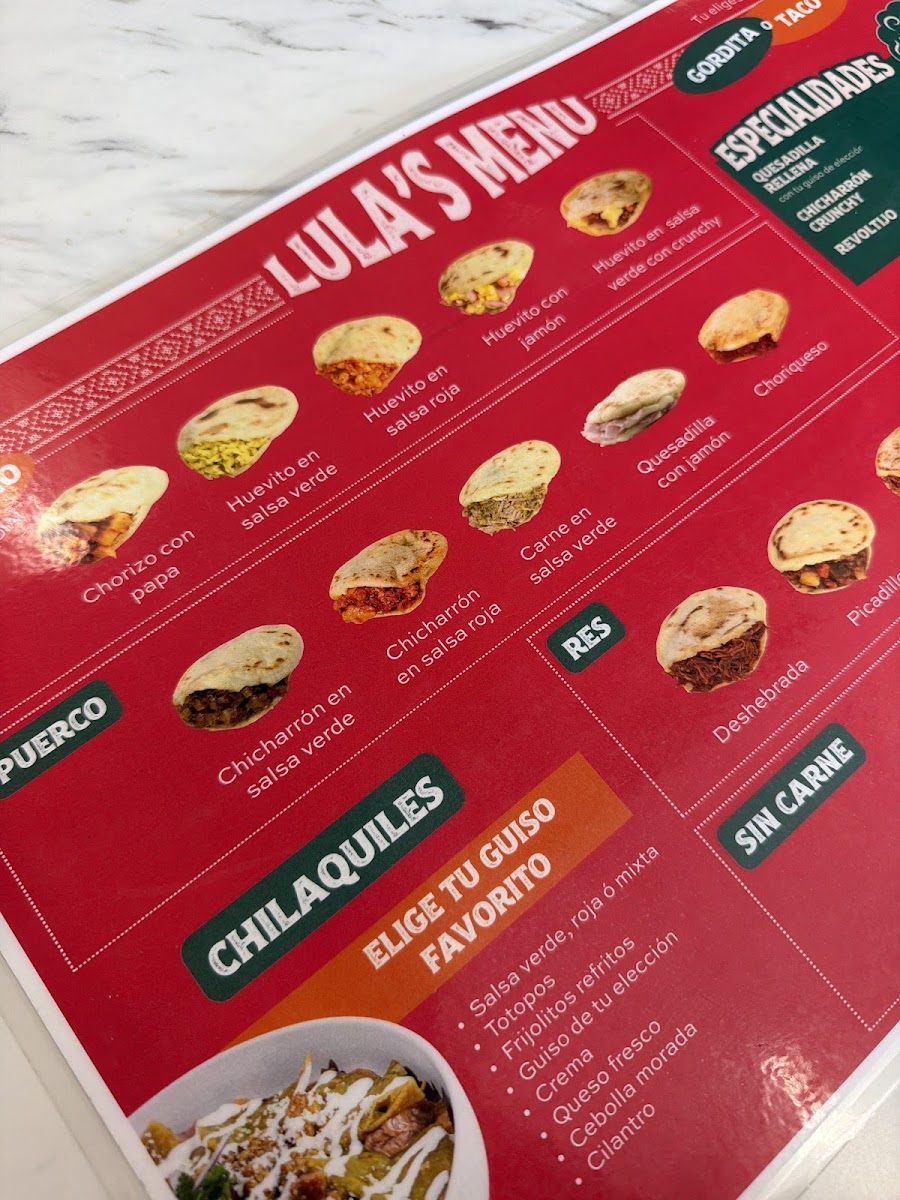 Gorditas Doña Lula menu board