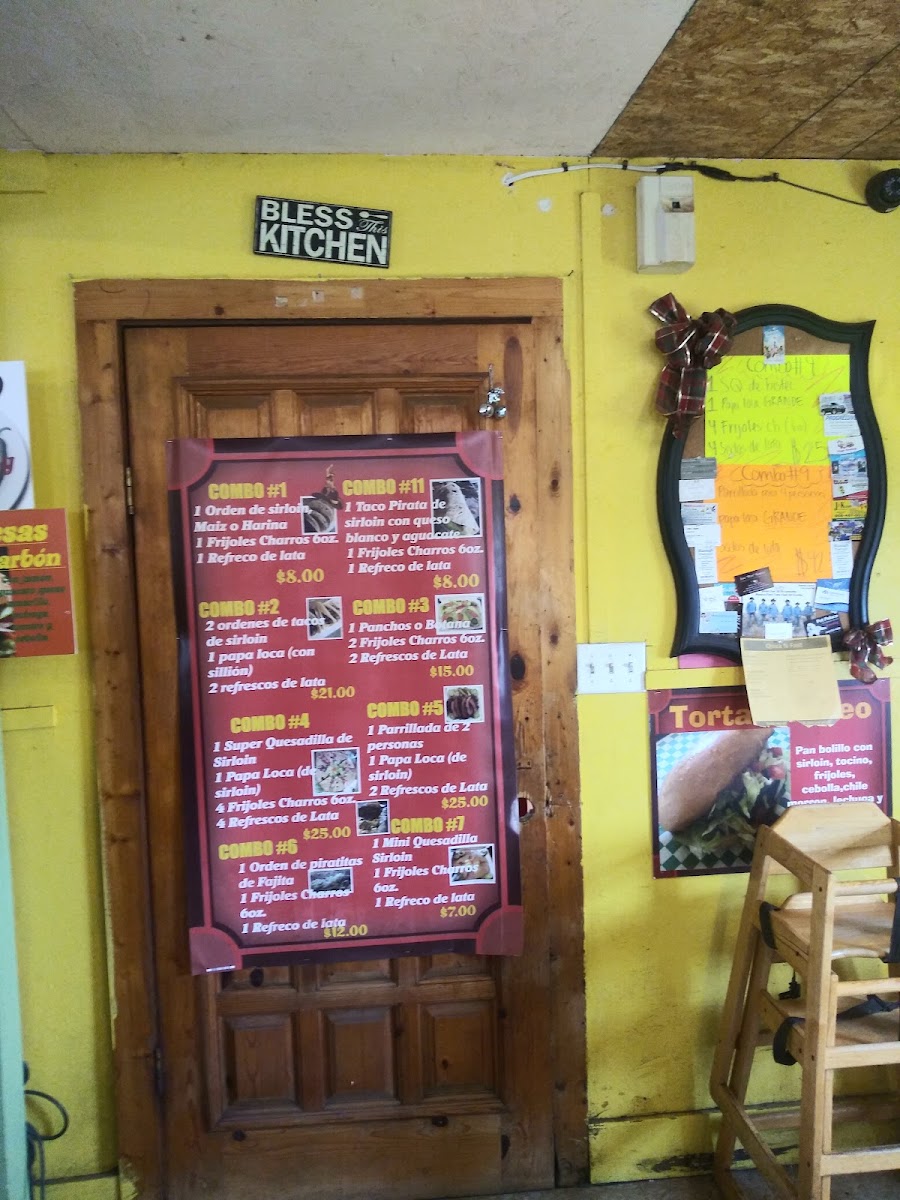 El Jaripeo Tacos menu board