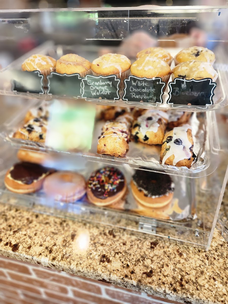 Mama D's Bakery and Cafe