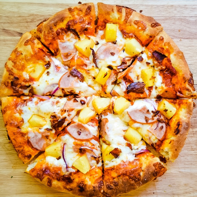 Hawaiian Pizza