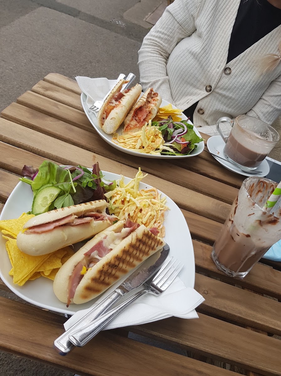 Mardy Crumb Coffee Lounge