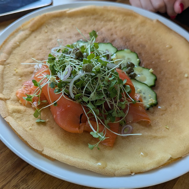 Crepe Smoked Salmon & Microgreens