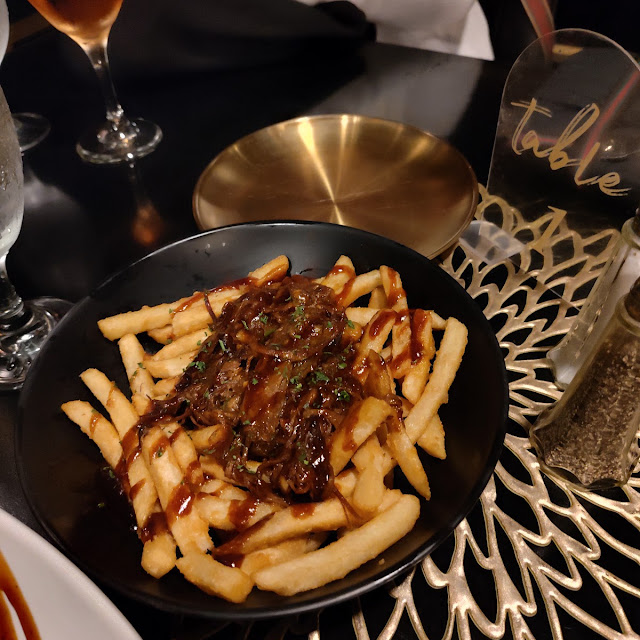 W Fries & Beef