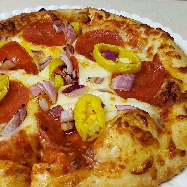 8 Personal Pizza