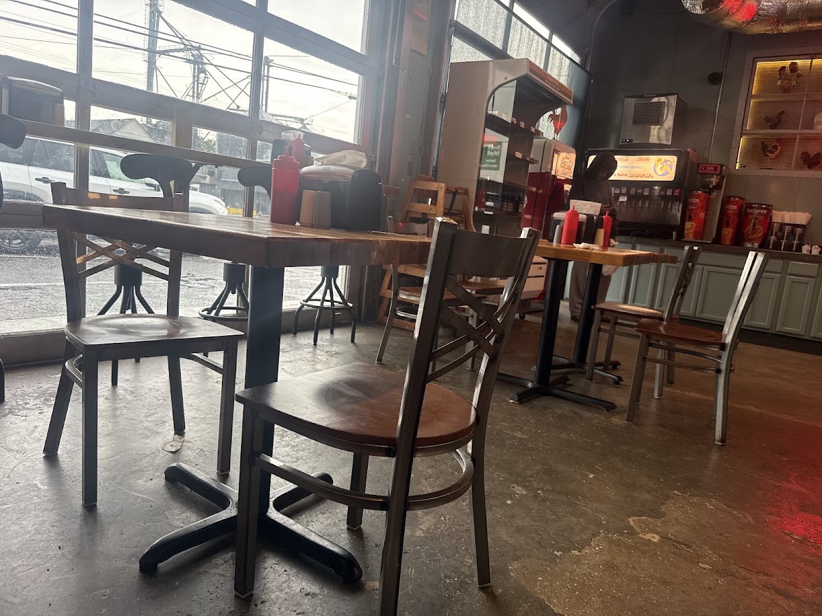 Redd's Filling Station