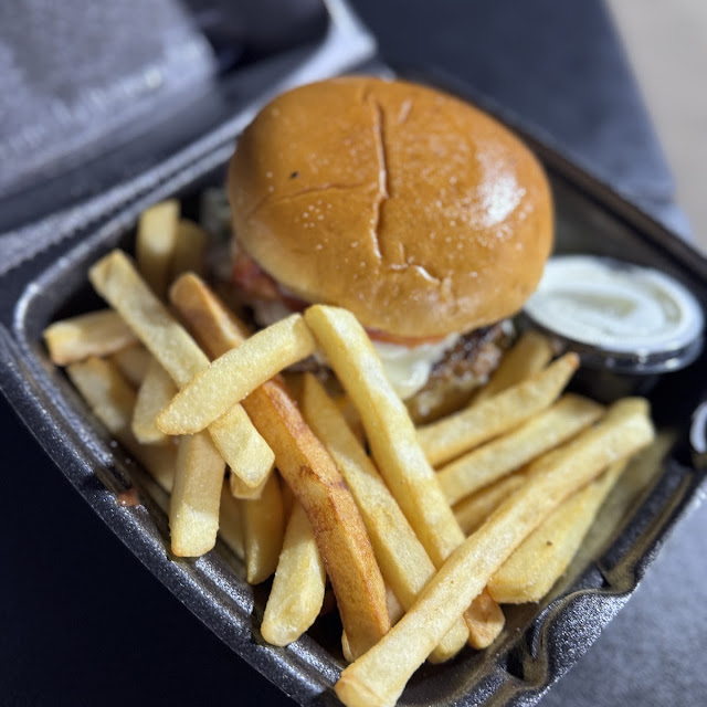 Classic Burger &Fries