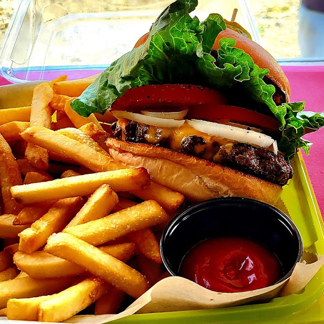 Cheeseburger Lunch Special