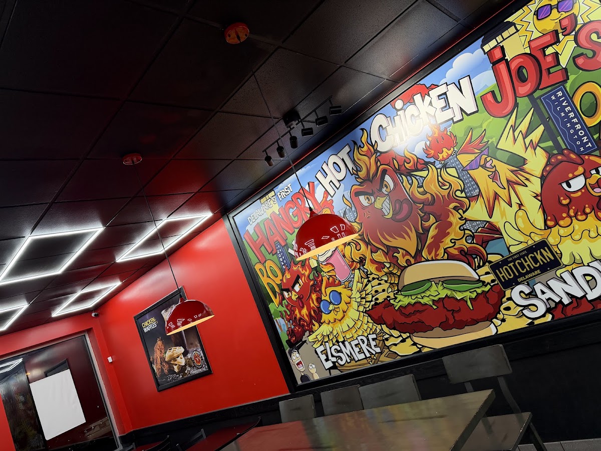 Hangry Joe’s Hot Chicken & Wings