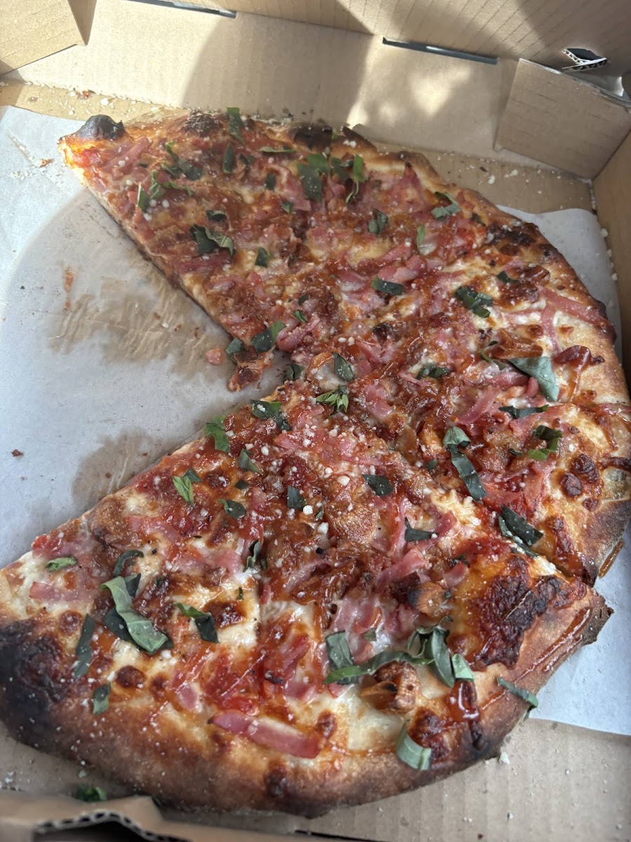 Raise Pizza & Eats
