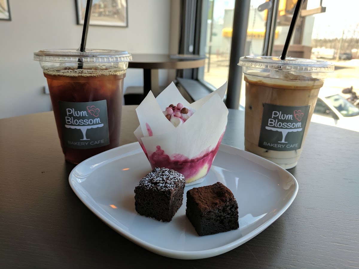 Plum Blossom Bakery Cafe