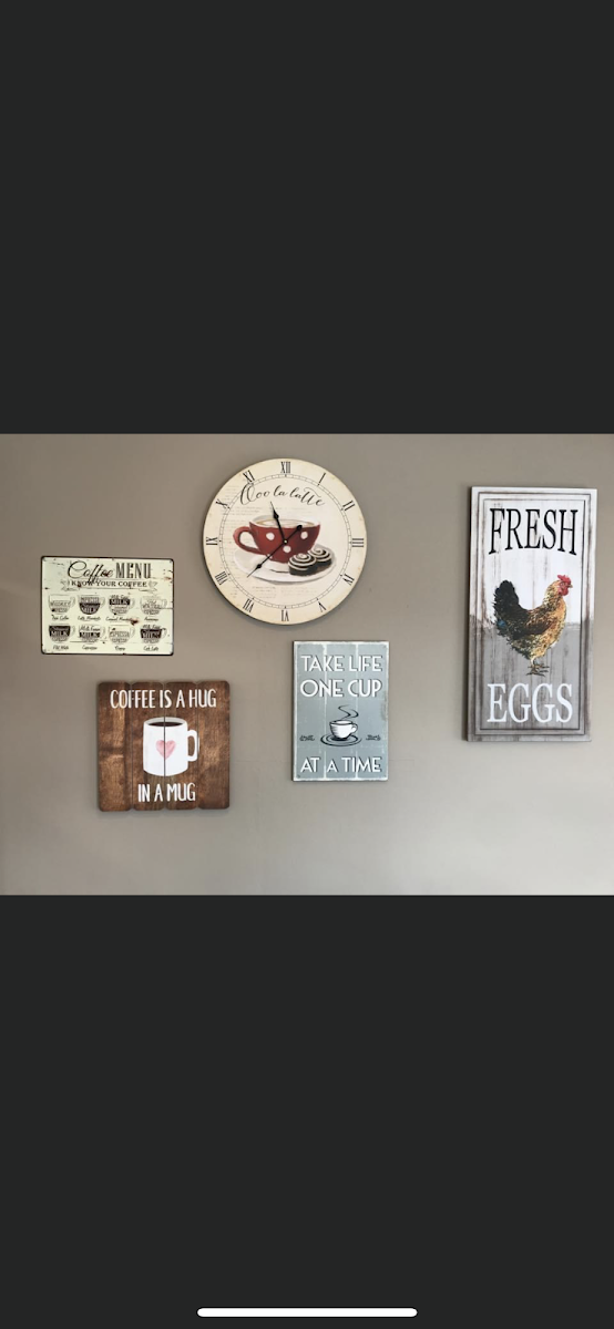 Kirsty's Cafe. (Cassie’s) menu board