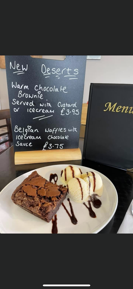 Kirsty's Cafe. (Cassie’s) menu board