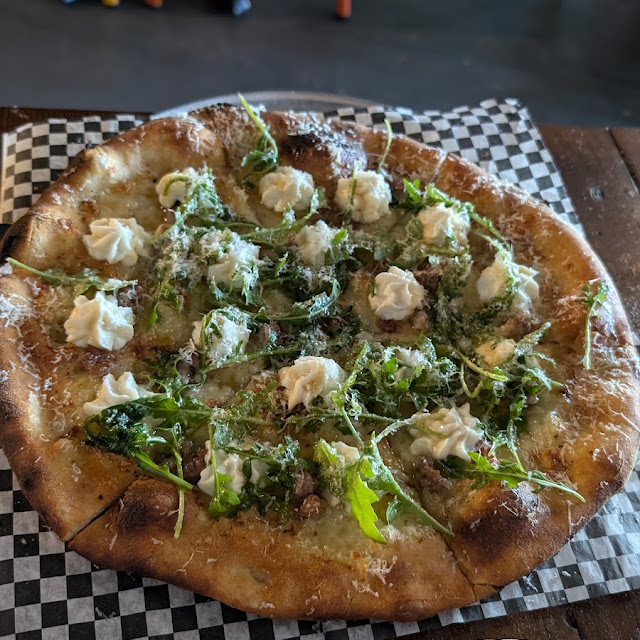 Arugula and Ricotta Pizza