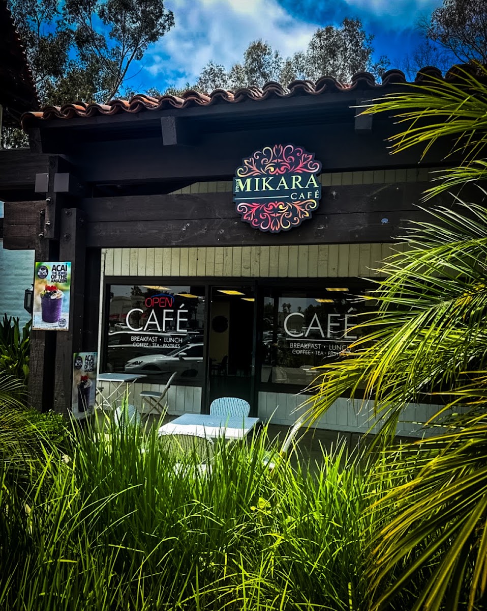 Demi Cafe Cafe.