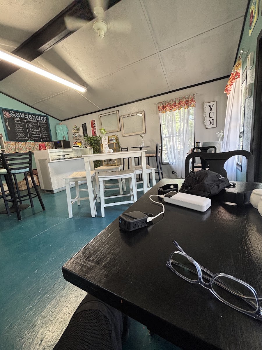Gaudencio’s Grub Hub & Drinkery
