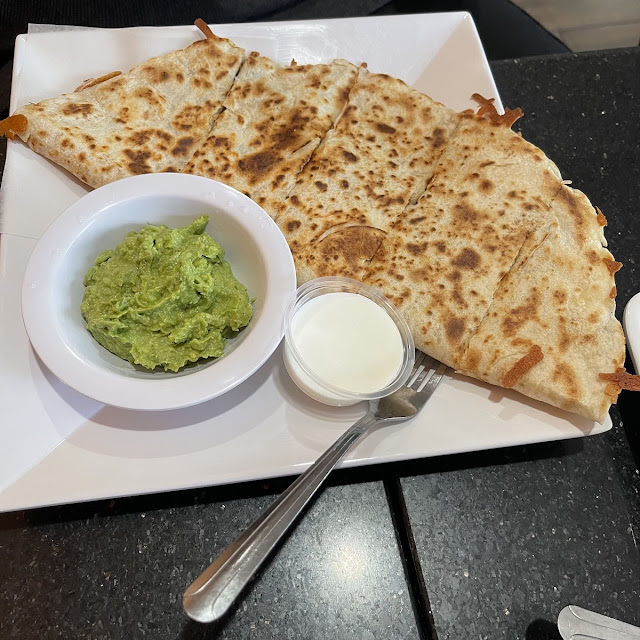 Super Quesadilla de Asada