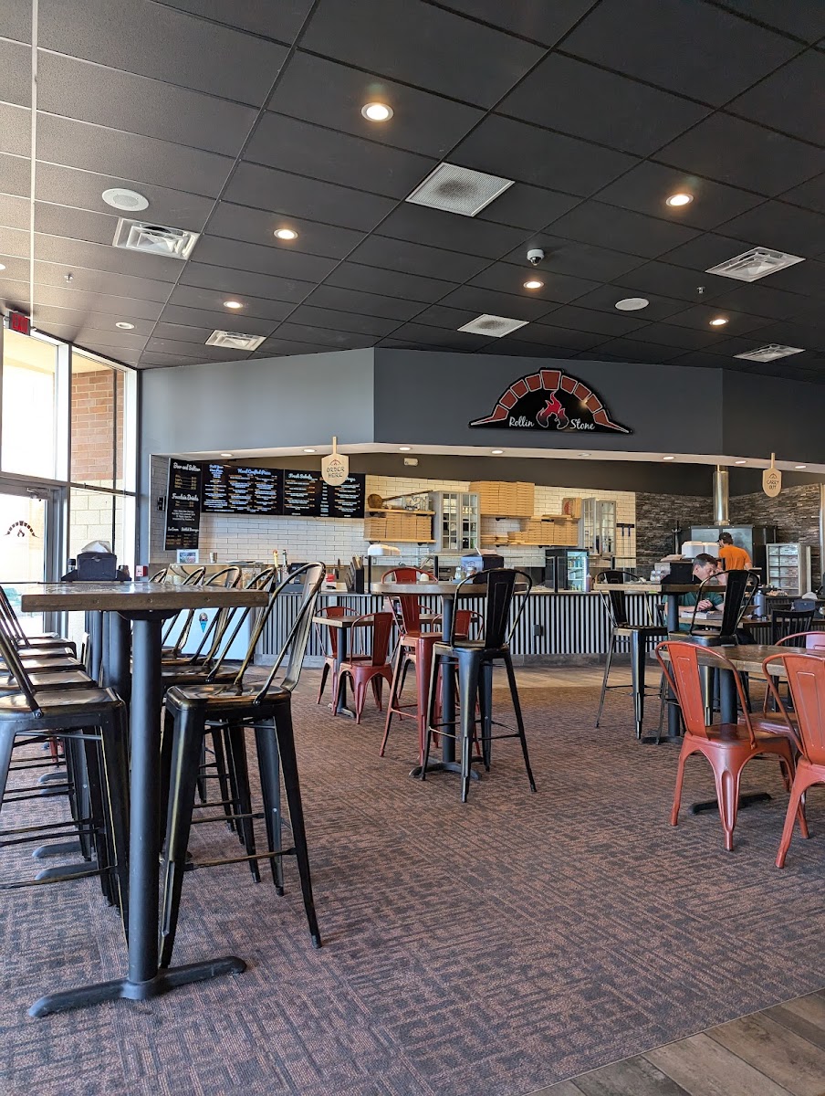 Rollin Stone Wood Fired Pizza