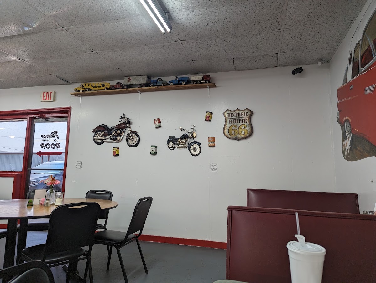 TJ Burger Barn