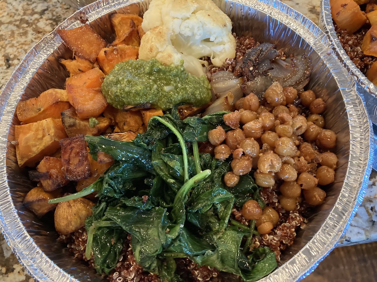 WB's kitchen + catering