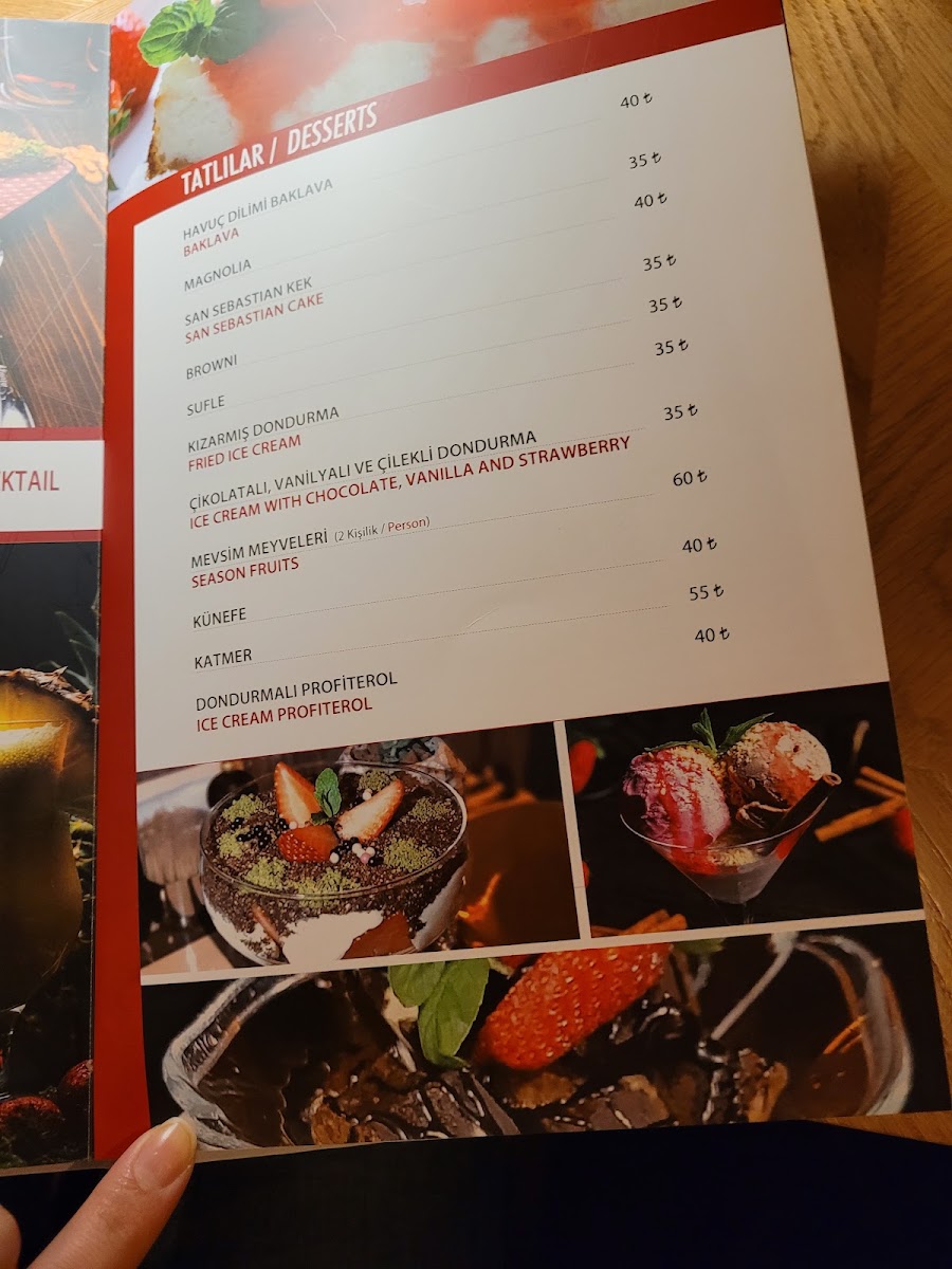 Dosso Dossi Cafe & Brasserie / Çengelköy menu board
