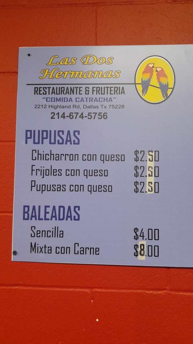 Las Dos Hermanas menu board