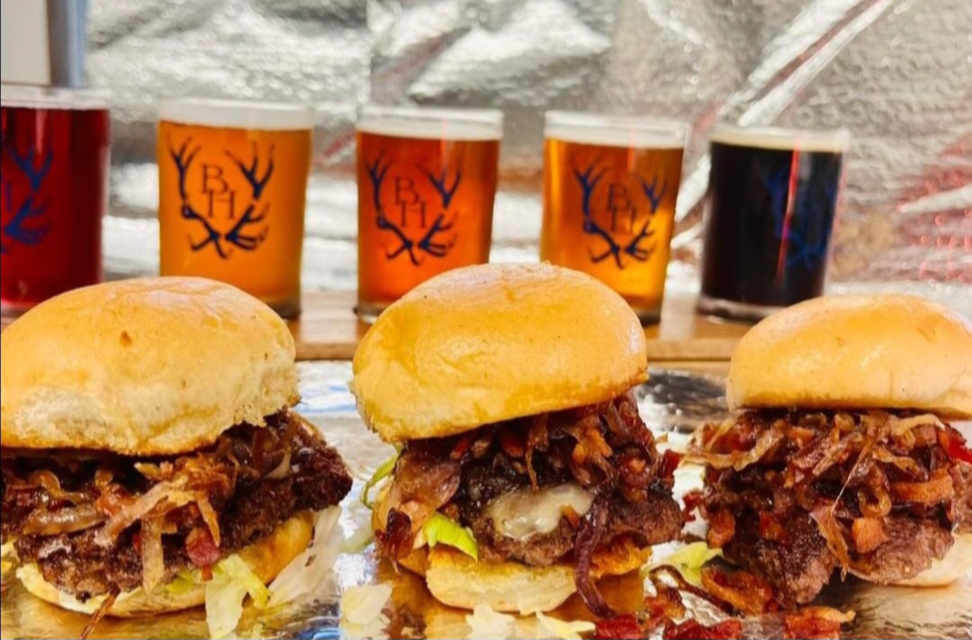 RIVERGRILL @ Brokenhorn Brewery