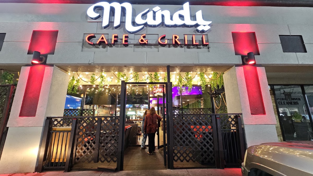 Mandi Cafe & Grill