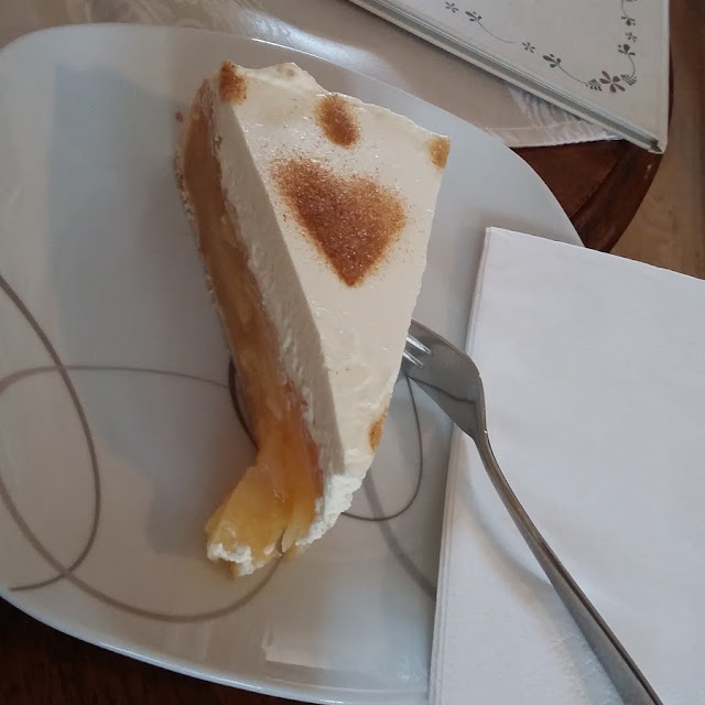 Apfel-schmand-torte