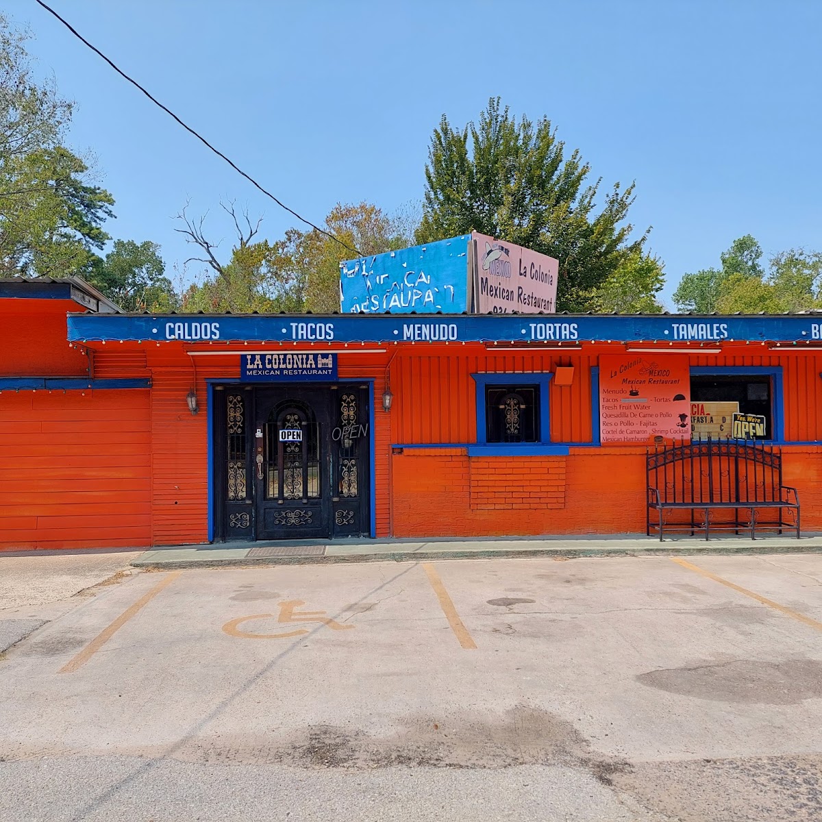 La Colonia Mexican Restaurant