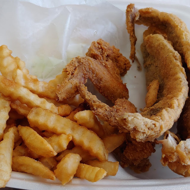 3 Piece Chicken and Fish Meal