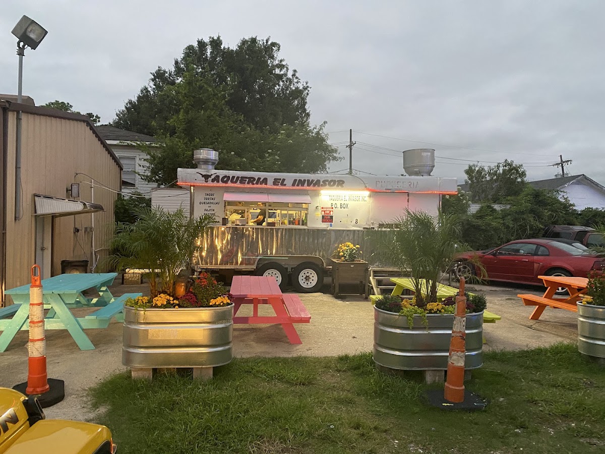Taqueria El Invasor